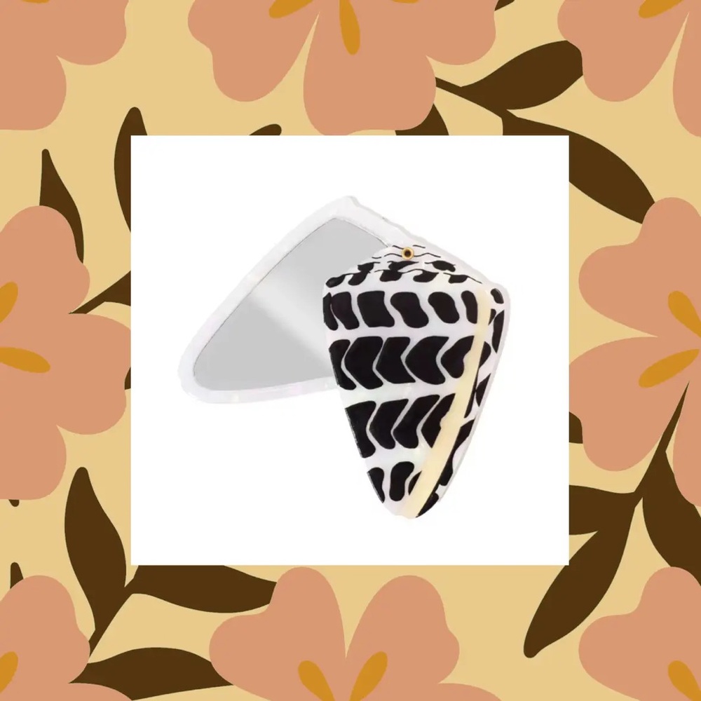 Hebrew Cone Shell Pocket Mirror NWT!